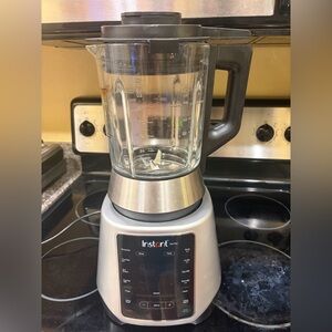 Insta Pot Ace Plus Home Kitchen Blender - Black and Silver Instapot